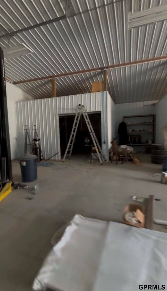 19719 Raven Drive, Louisville, NE 68037