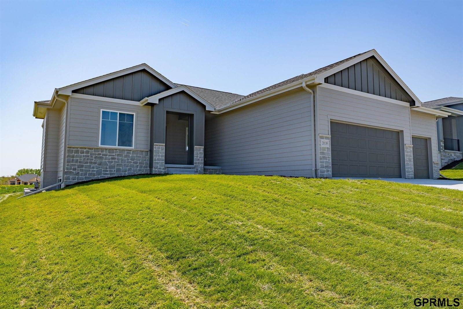 20139 S Street, Omaha, NE 68135