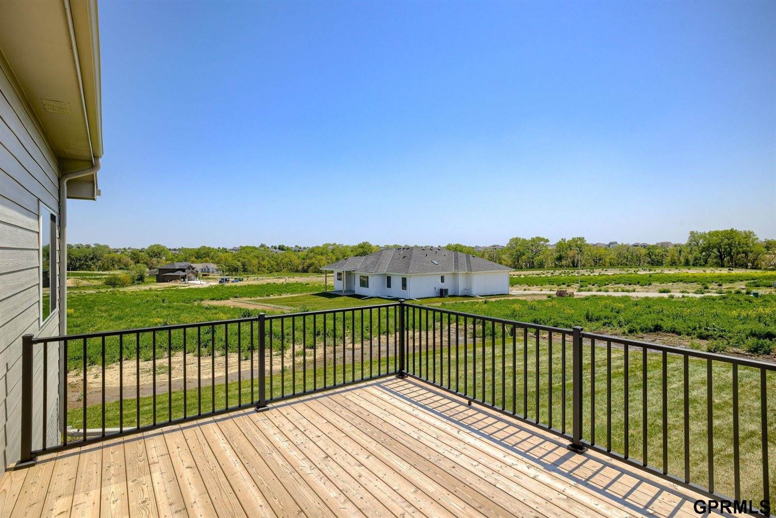 20139 S Street, Omaha, NE 68135