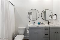 500 Highland Oaks Lane, Lafayette, LA 70508