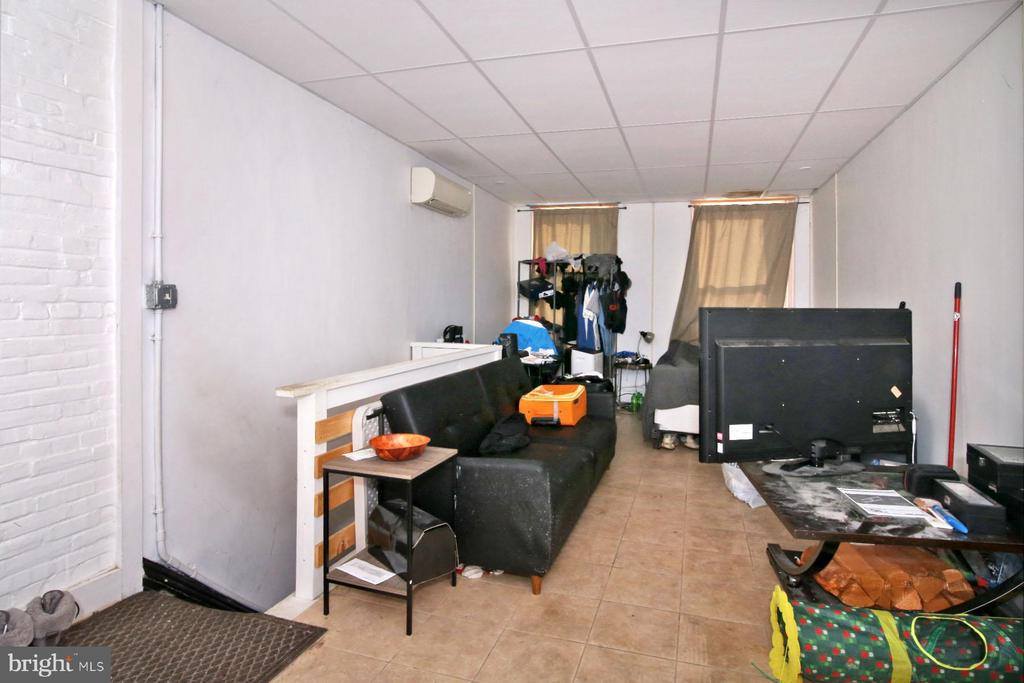 512 North 3RD Street, Harrisburg, PA 17101