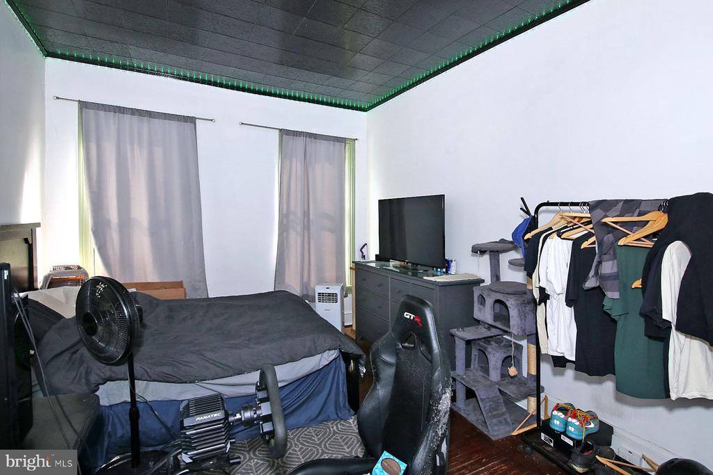 512 North 3RD Street, Harrisburg, PA 17101