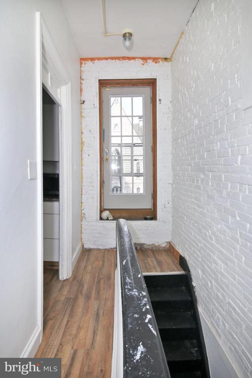 512 North 3RD Street, Harrisburg, PA 17101