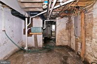 512 North 3RD Street, Harrisburg, PA 17101