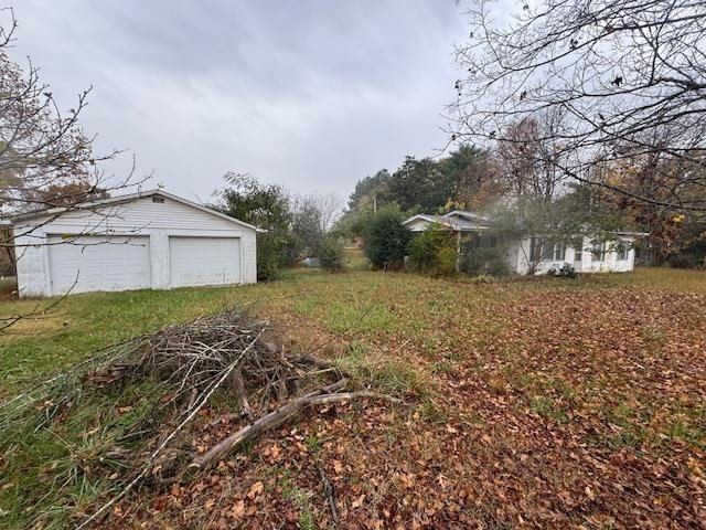 445 Squire Lyles Road, Scottsville, KY 42164