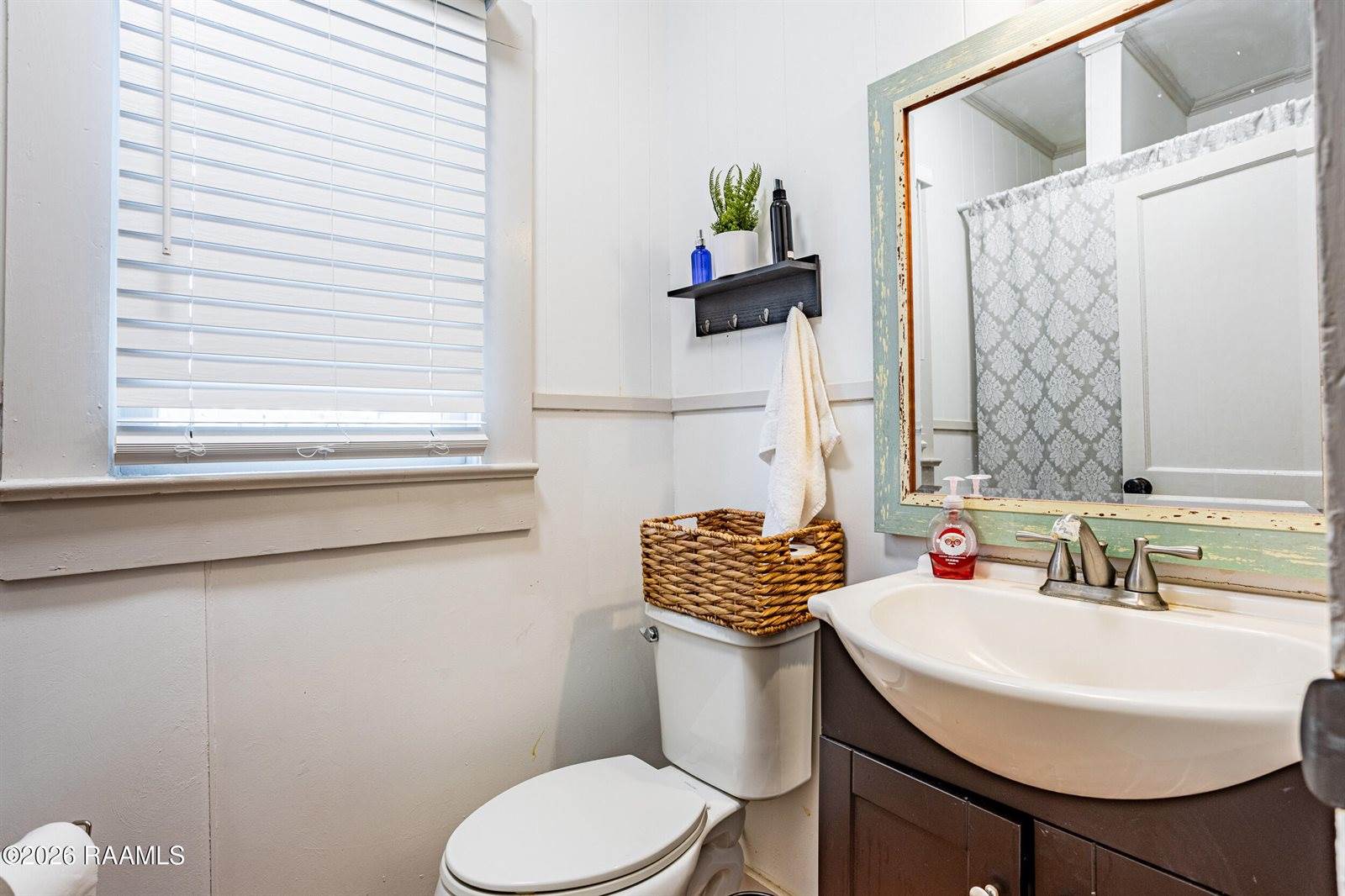 202 West Plaquemine Street, Church Point, LA 70525