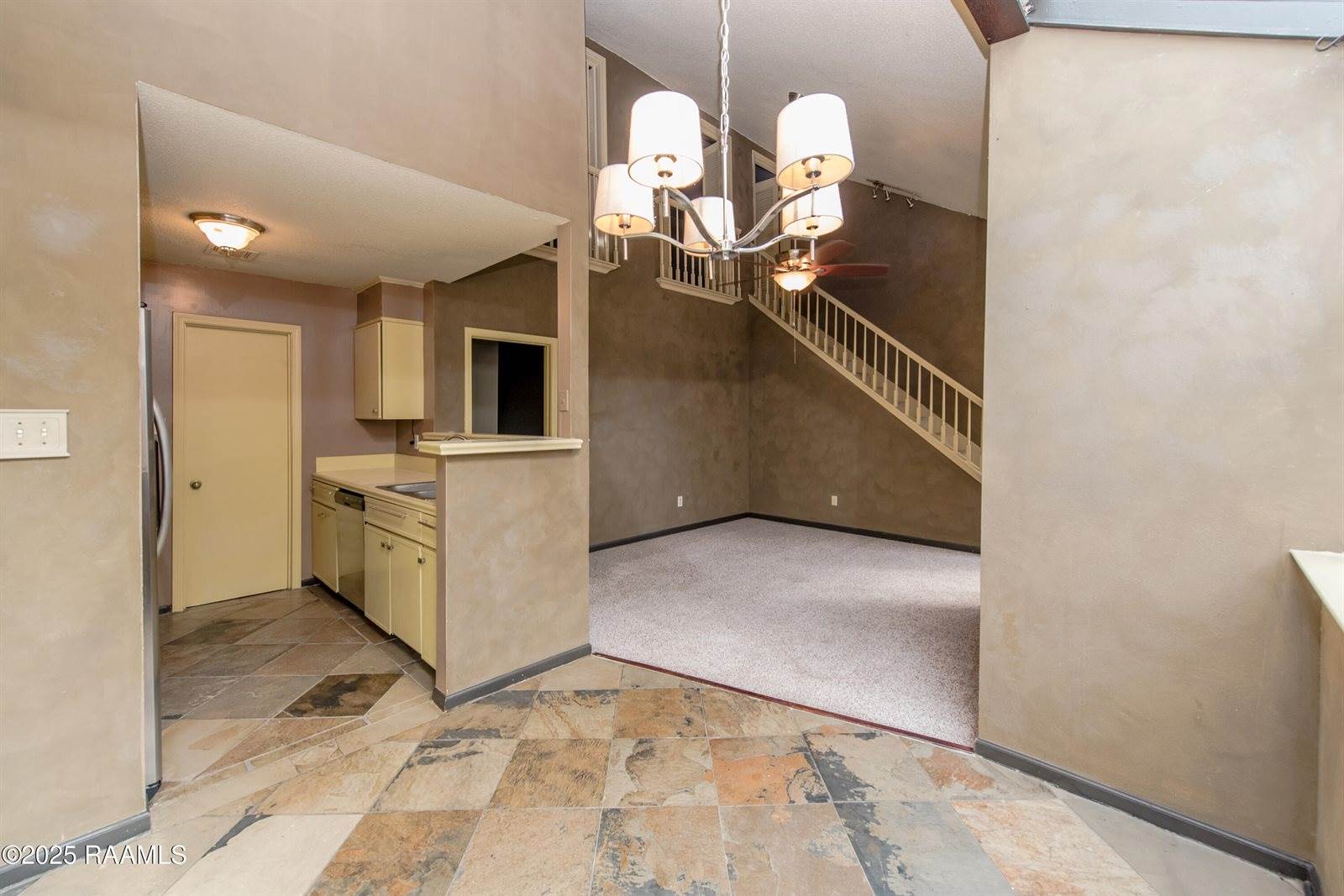 4620 West Congress Street, Apt 45, Lafayette, LA 70506