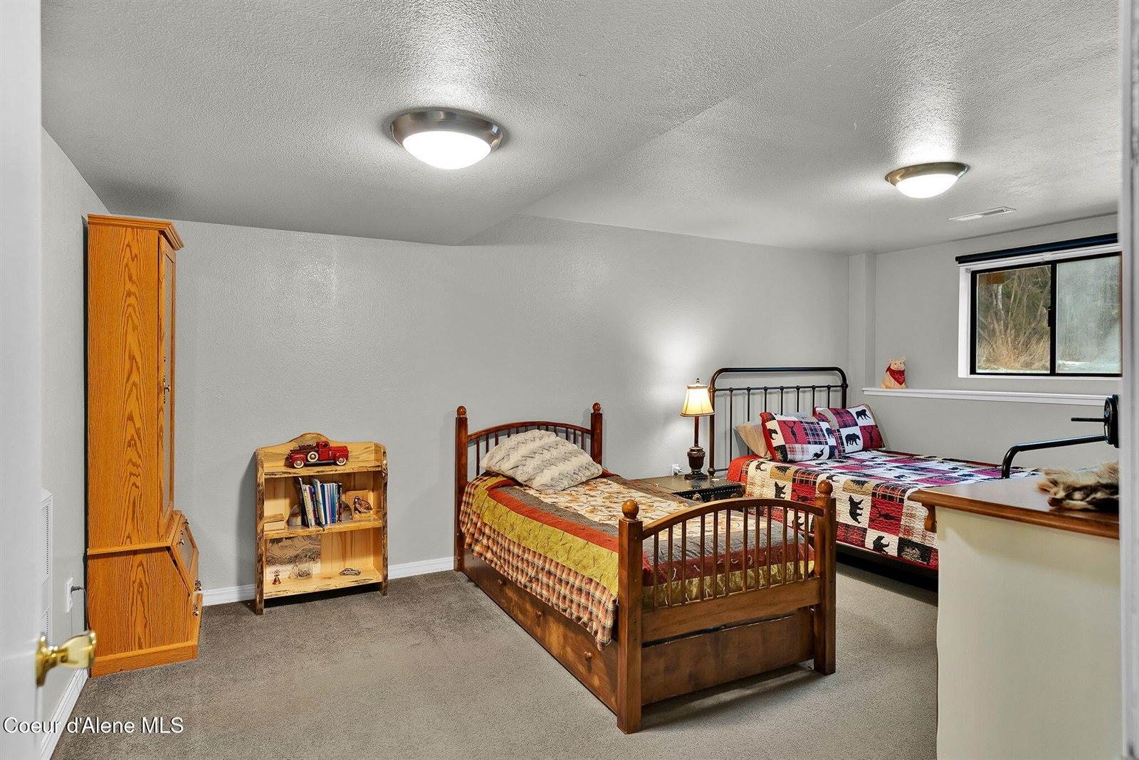 1247 Lost Mile Rd, Bonners Ferry, ID 83805