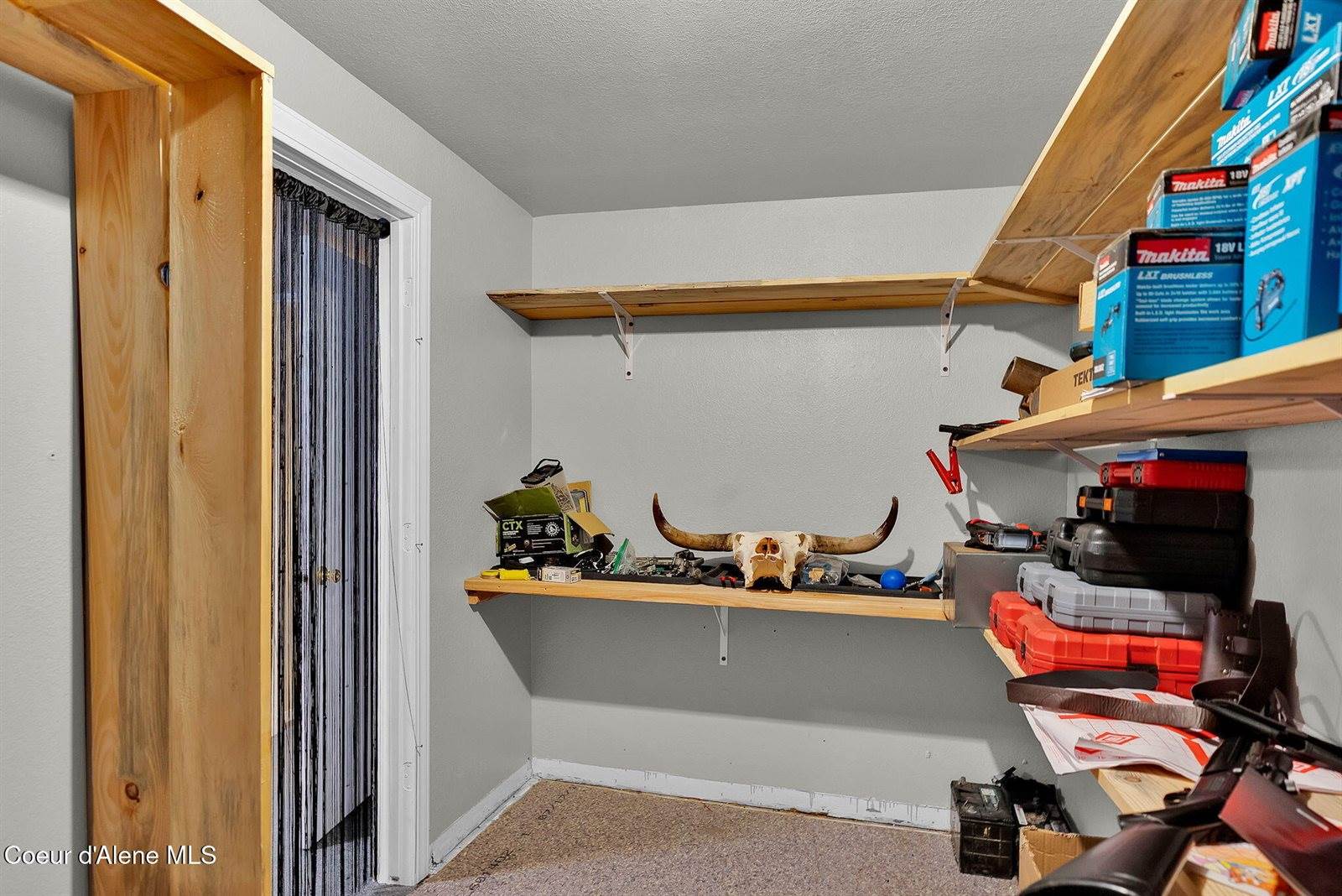 1247 Lost Mile Rd, Bonners Ferry, ID 83805