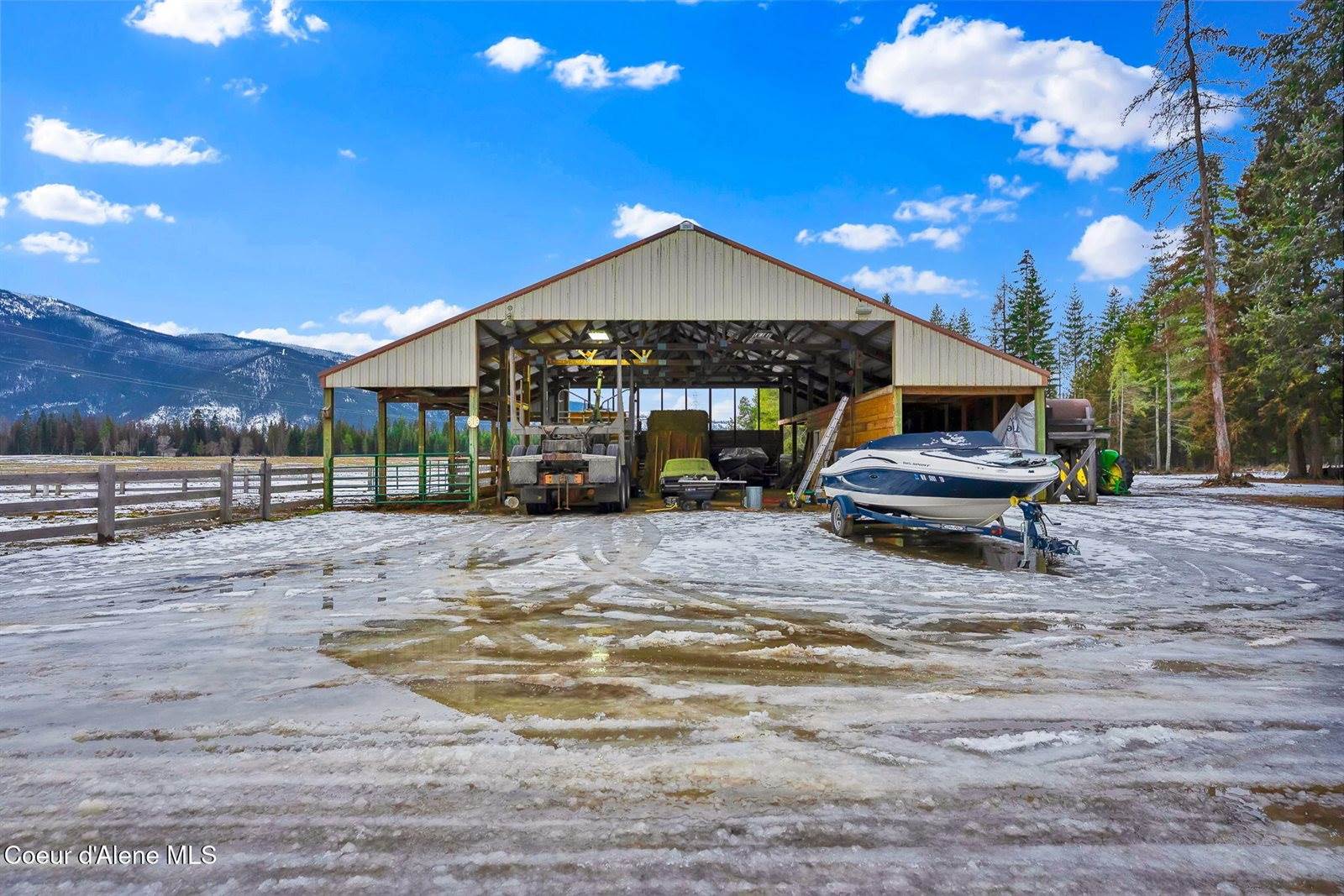 1247 Lost Mile Rd, Bonners Ferry, ID 83805