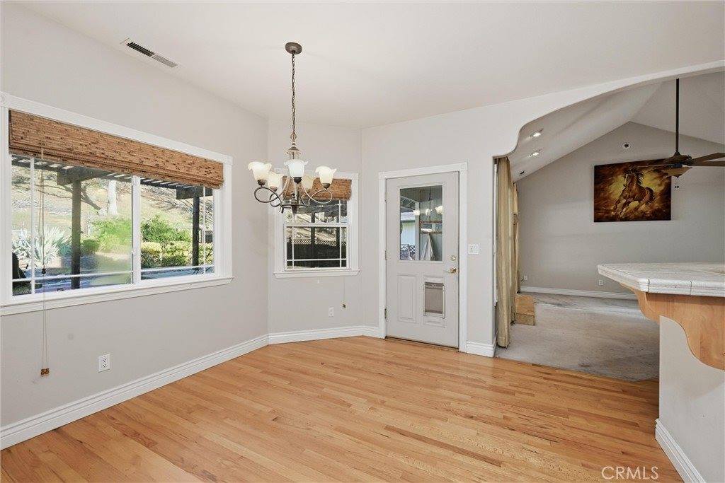 19336 Mountain Meadow North, Hidden Valley Lake, CA 95467