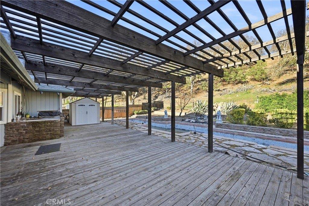 19336 Mountain Meadow North, Hidden Valley Lake, CA 95467