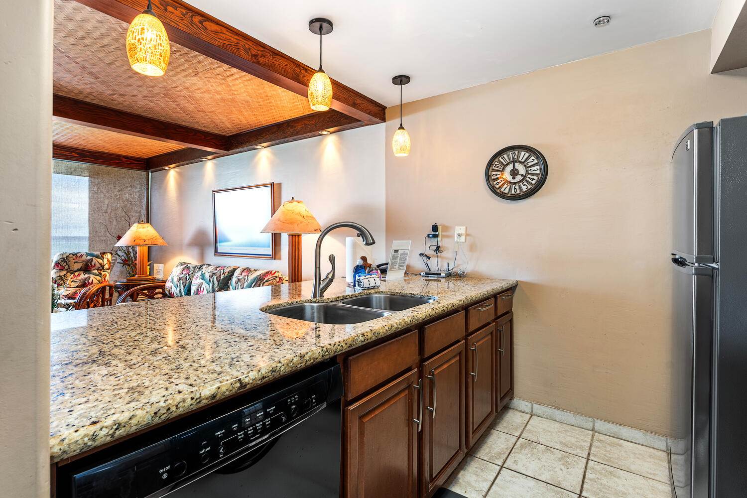 75-5888 Alii Dr, Kailua-Kona, HI 96740