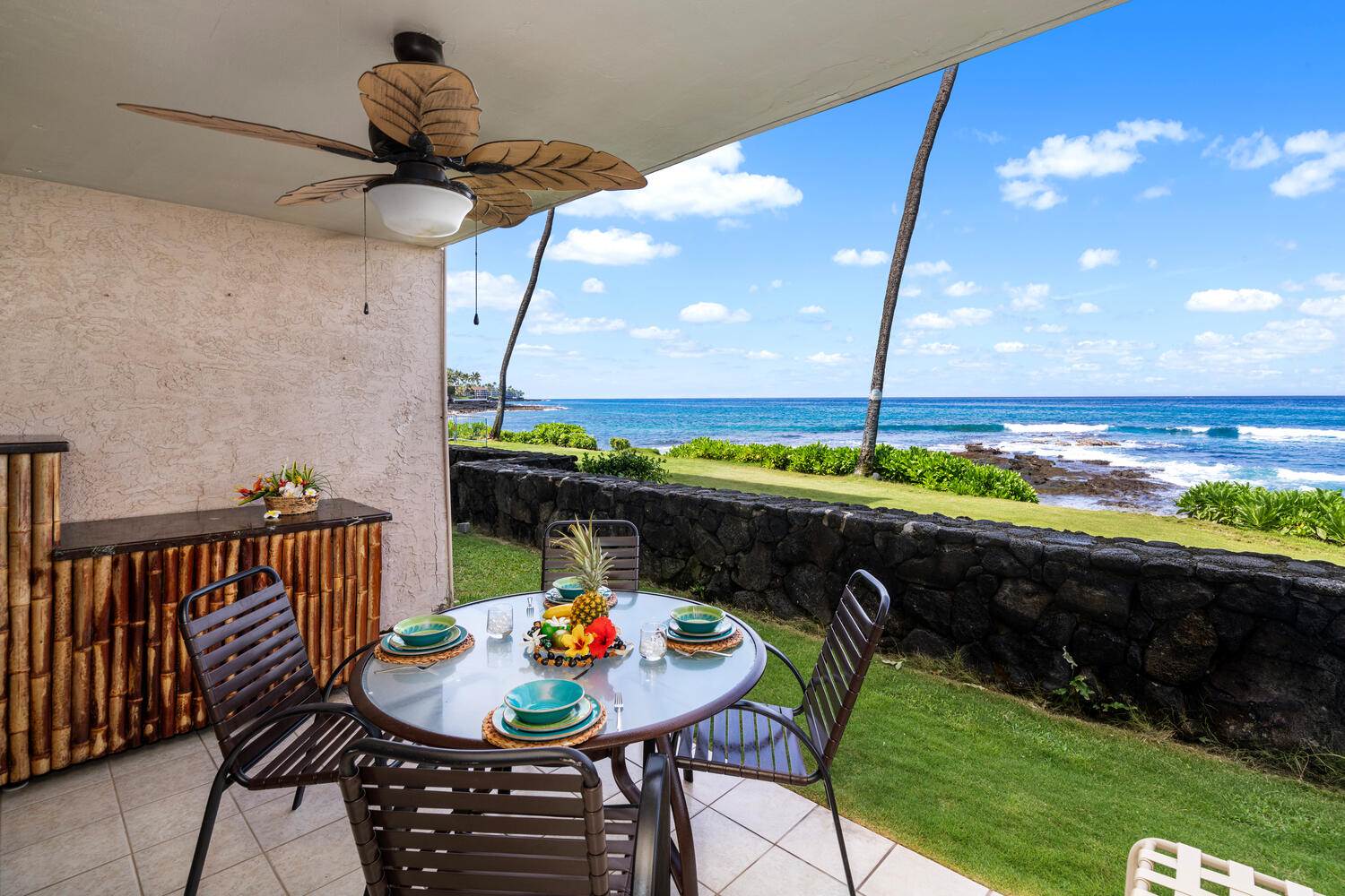 75-5888 Alii Dr, Kailua-Kona, HI 96740