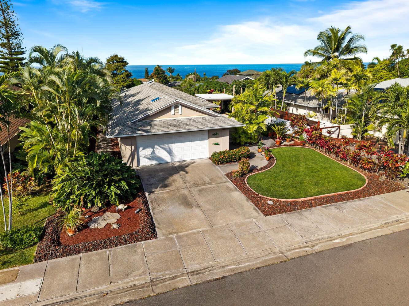 77-6546 Hoolaupai St, Kailua-Kona, HI 96740