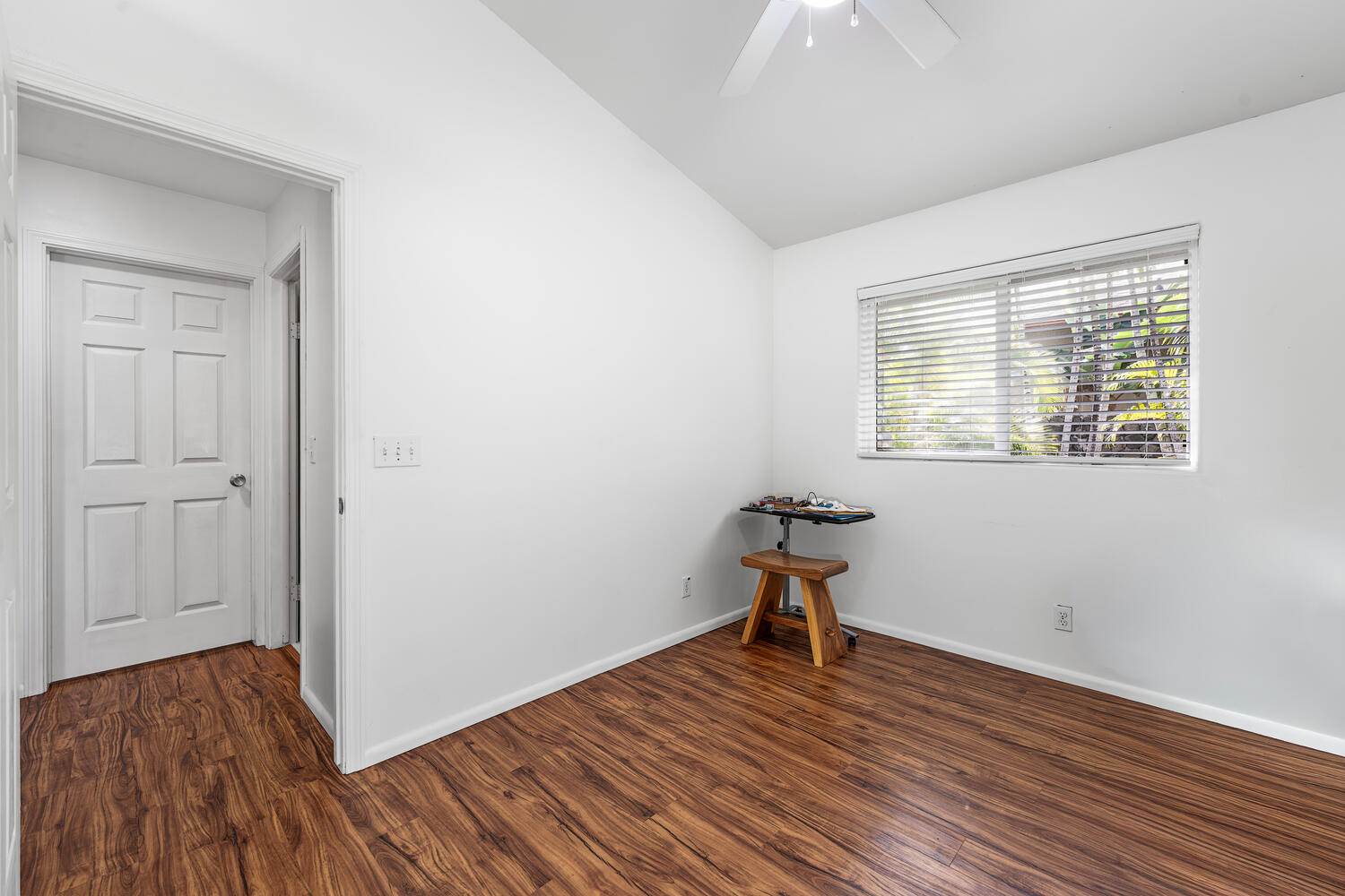 77-6546 Hoolaupai St, Kailua-Kona, HI 96740