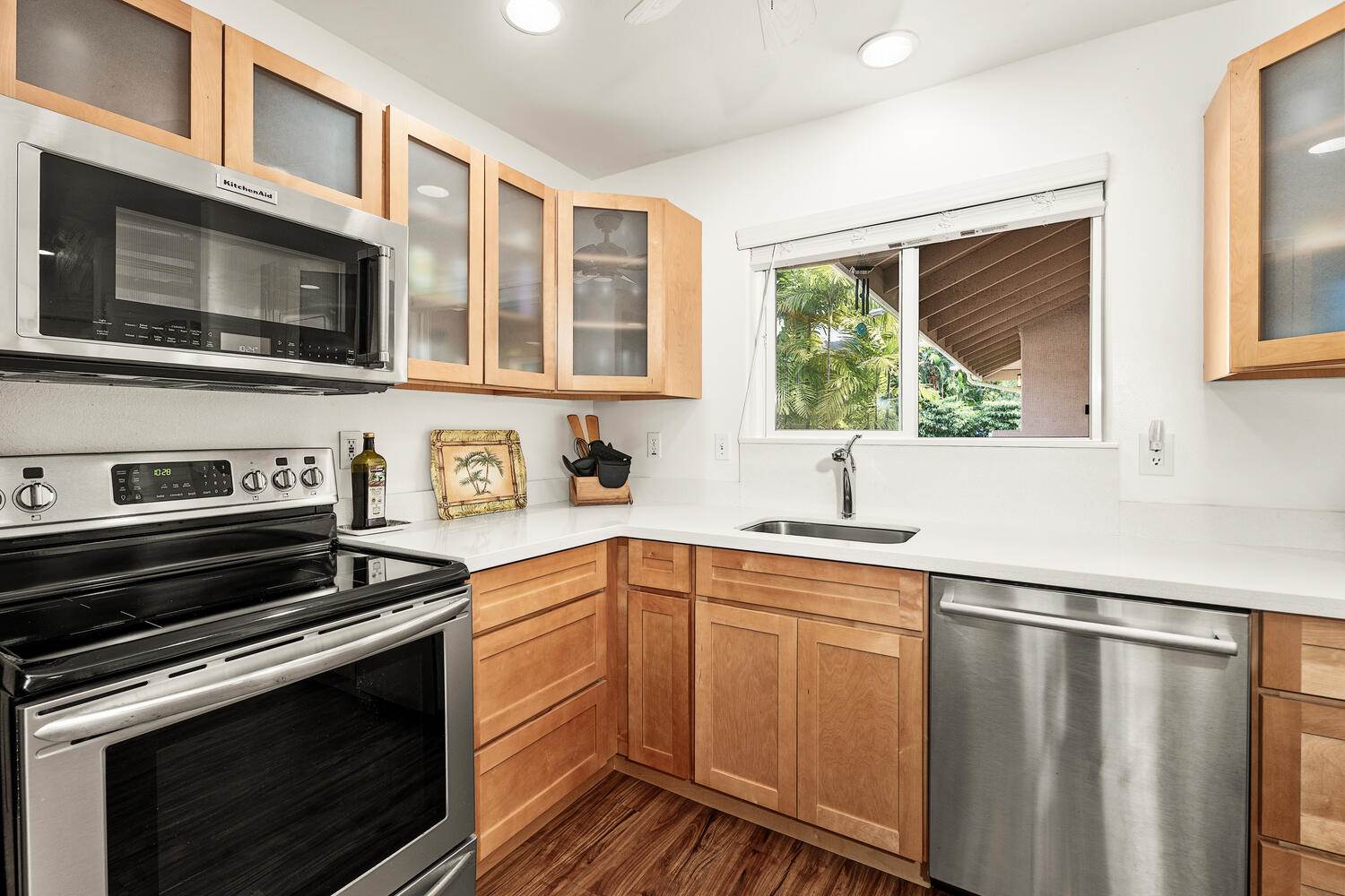 77-6546 Hoolaupai St, Kailua-Kona, HI 96740