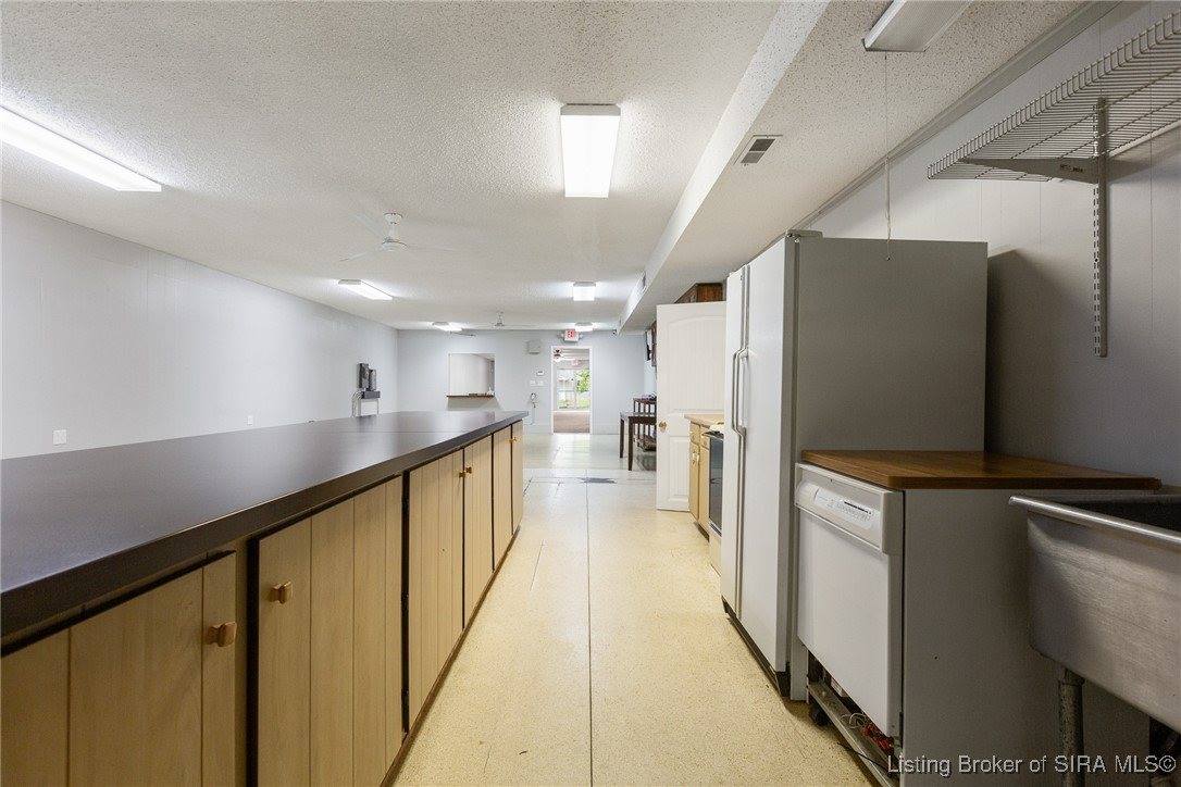 1945 Indiana Avenue, New Albany, IN 47150