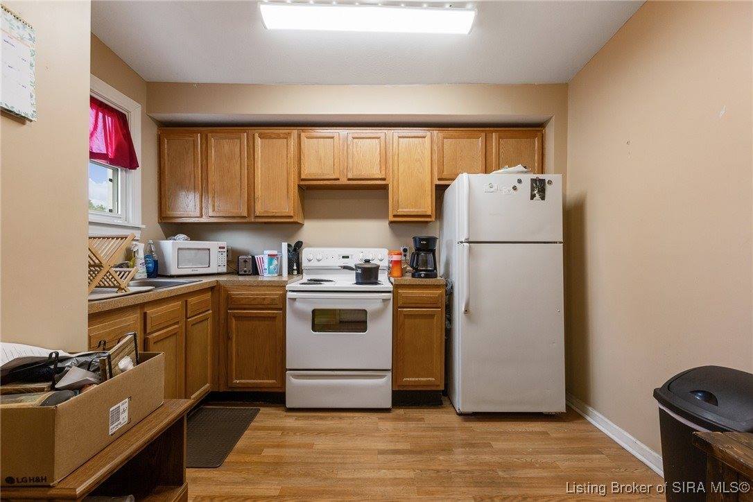 1945 Indiana Avenue, New Albany, IN 47150