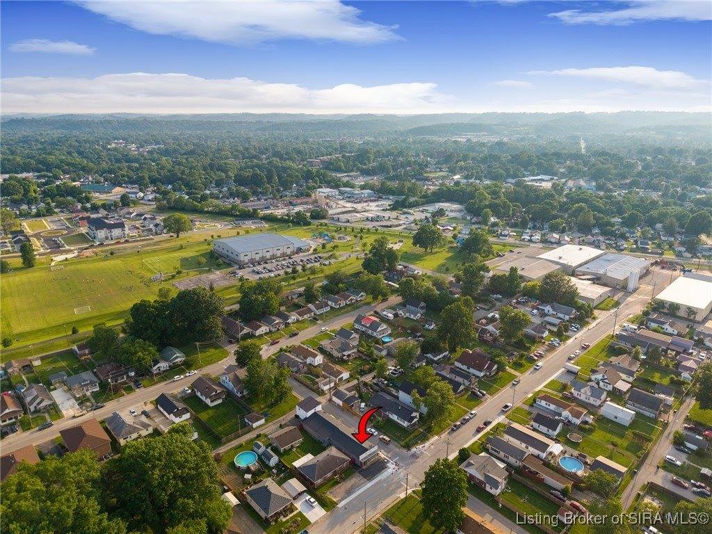 1945 Indiana Avenue, New Albany, IN 47150