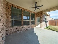 1006 Fairhaven Drive, Midlothian, TX 76065