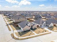 1006 Fairhaven Drive, Midlothian, TX 76065
