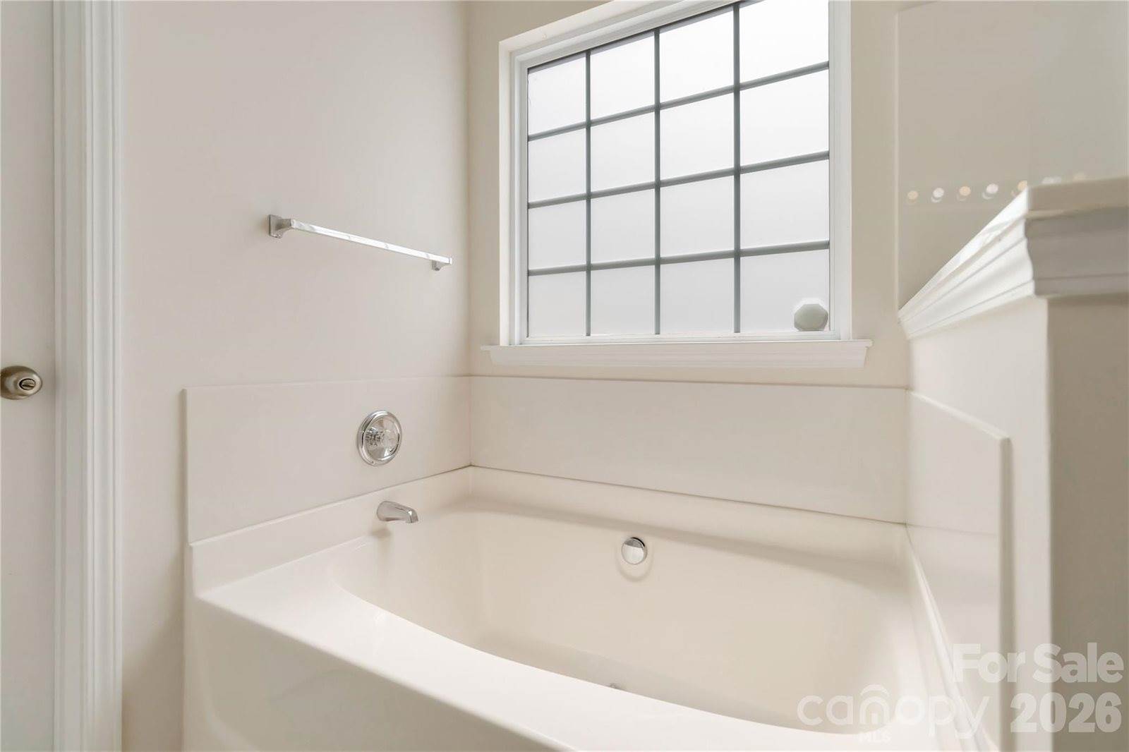 1348 Millbank Drive, Matthews, NC 28104