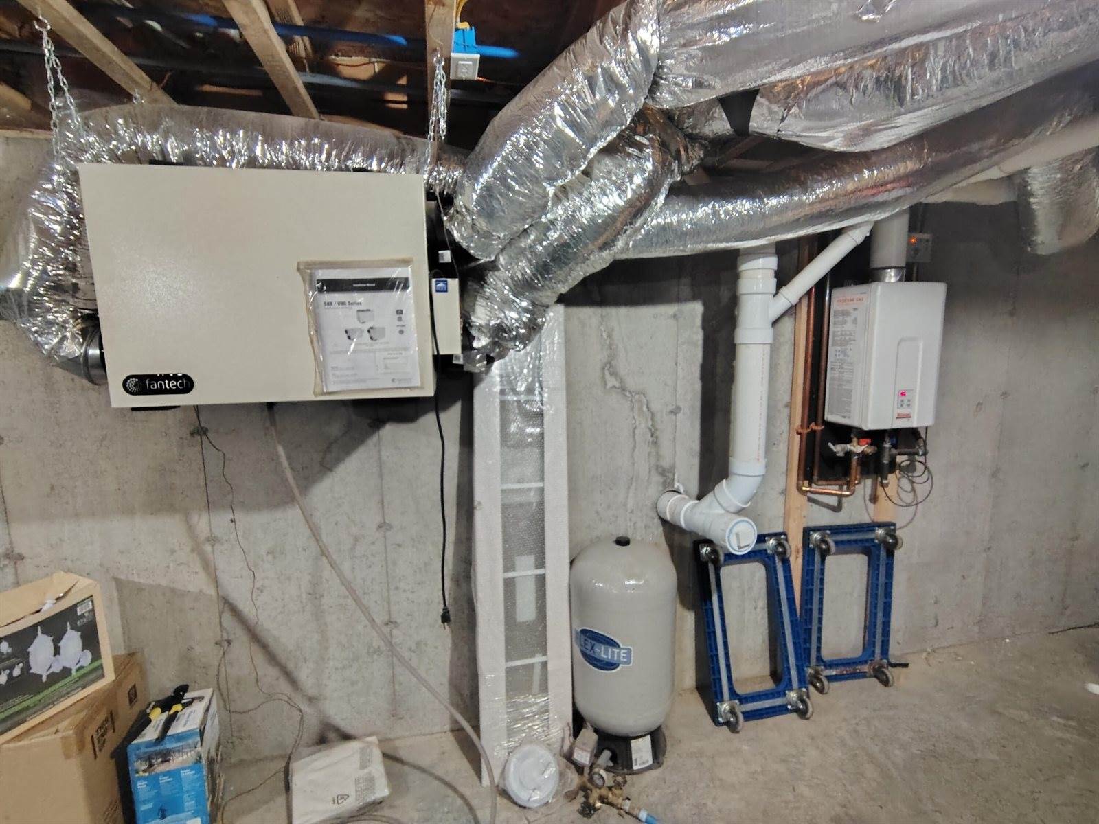 586 Upper-Charleston Road, Charleston, ME 04422