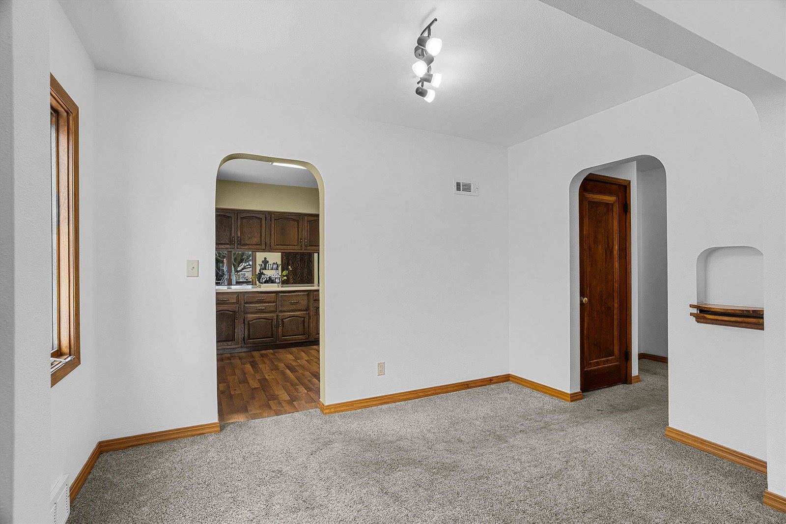 604 S Apple Avenue, Marshfield, WI 54449