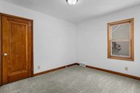 604 S Apple Avenue, Marshfield, WI 54449