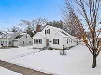 604 S Apple Avenue, Marshfield, WI 54449