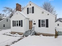 604 S Apple Avenue, Marshfield, WI 54449