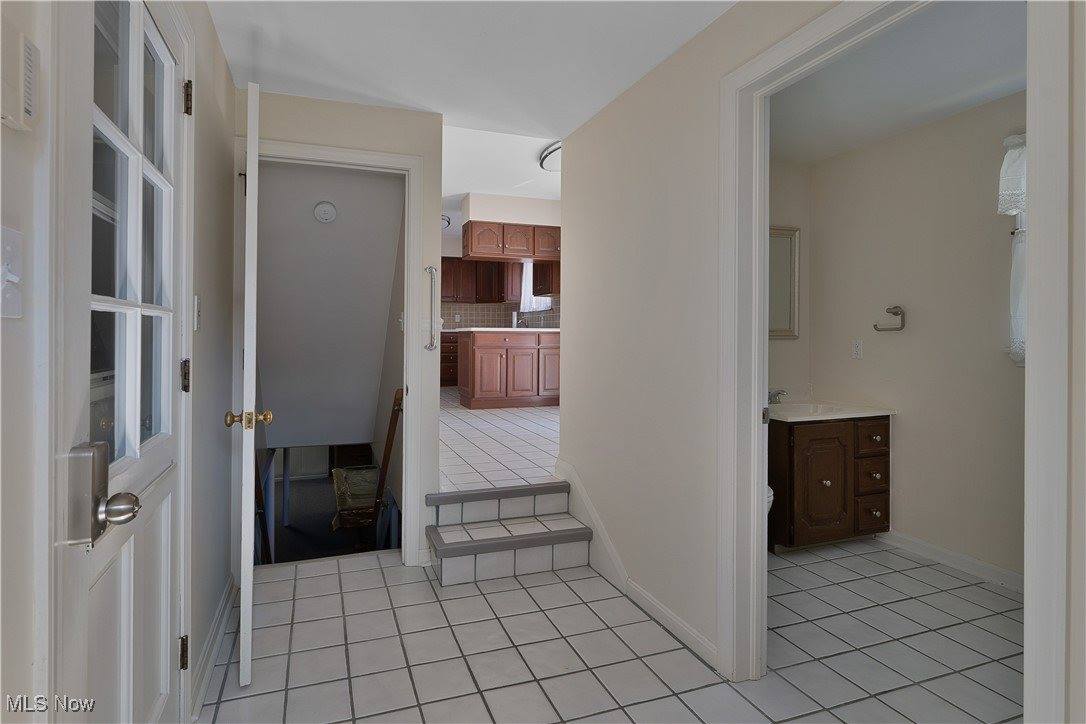 4185 Adeer Drive, Canfield, OH 44406