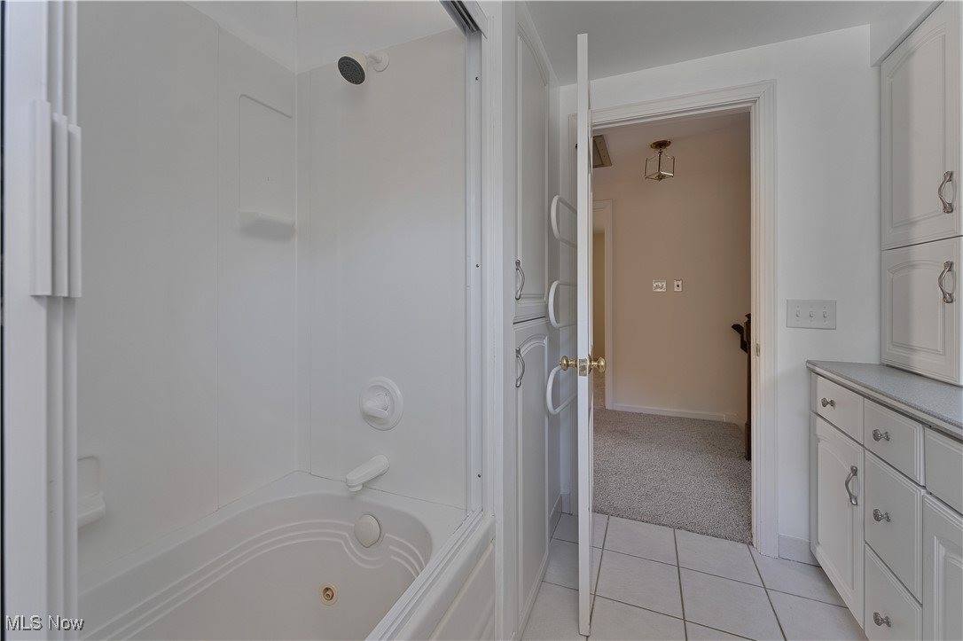 4185 Adeer Drive, Canfield, OH 44406