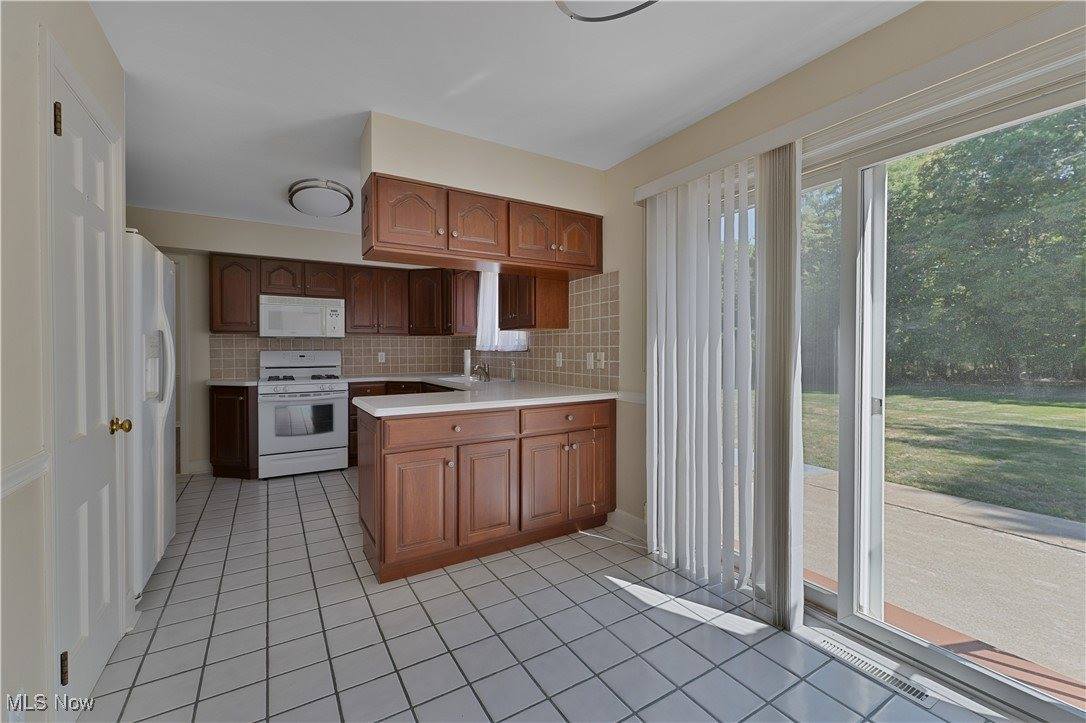 4185 Adeer Drive, Canfield, OH 44406