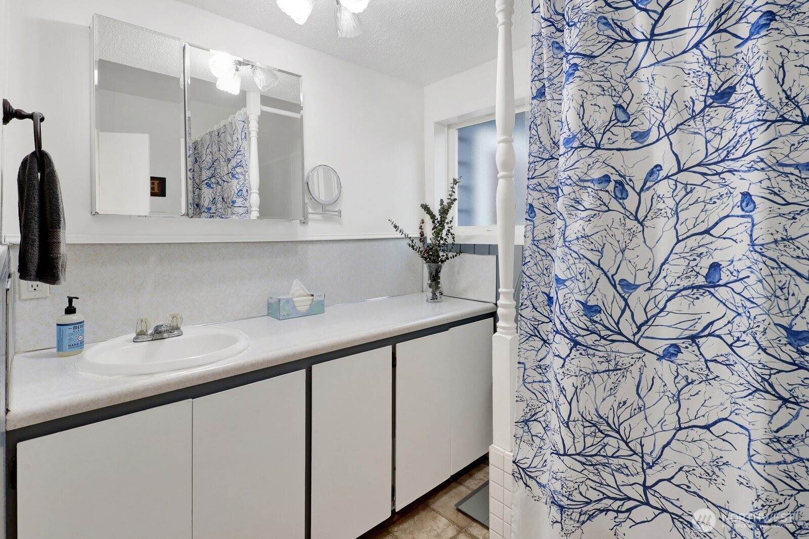 1306 West Oregon Street, Bellingham, WA 98225