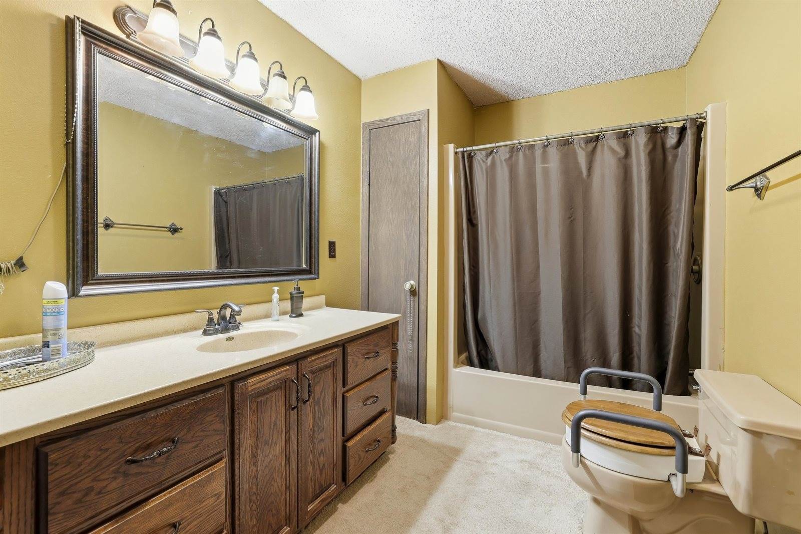 5106 Arpin Hansen Road, Arpin, WI 54410