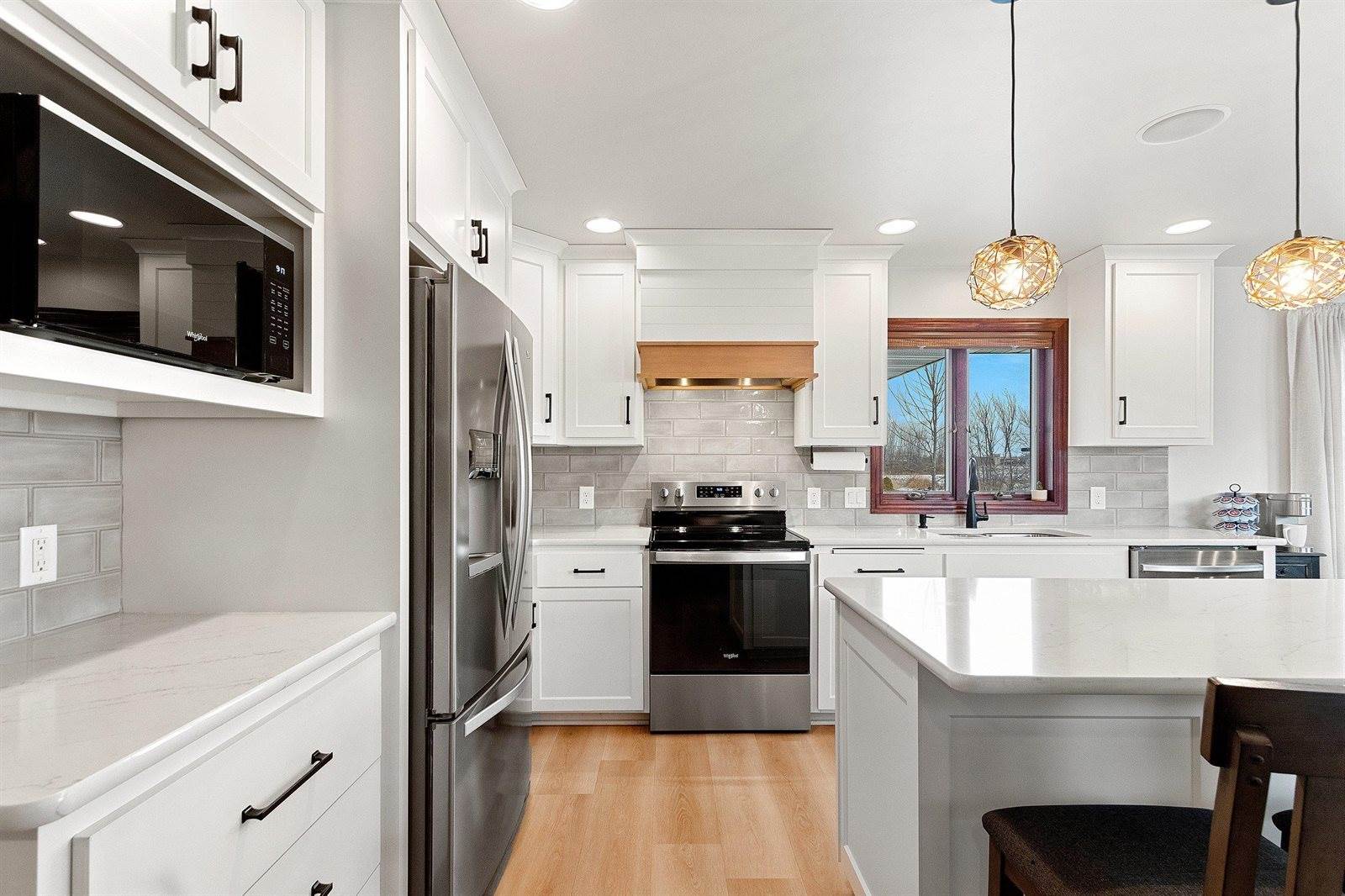 2141 Wheat Way, Green Bay, WI 54311