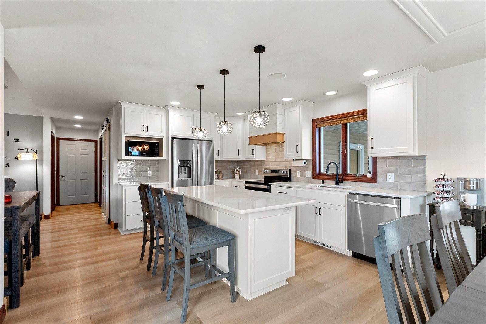 2141 Wheat Way, Green Bay, WI 54311