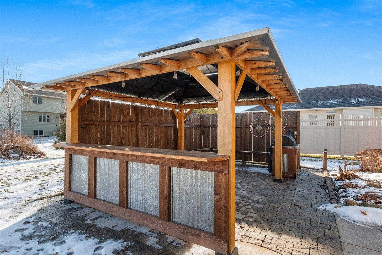 2141 Wheat Way, Green Bay, WI 54311