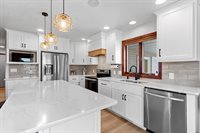 2141 Wheat Way, Green Bay, WI 54311