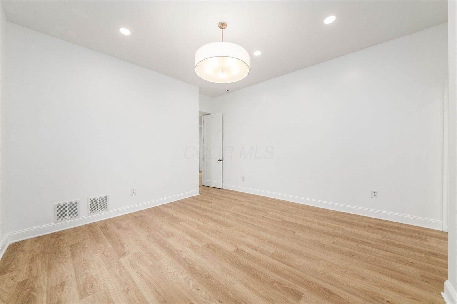 277 Miami Avenue, Columbus, OH 43203