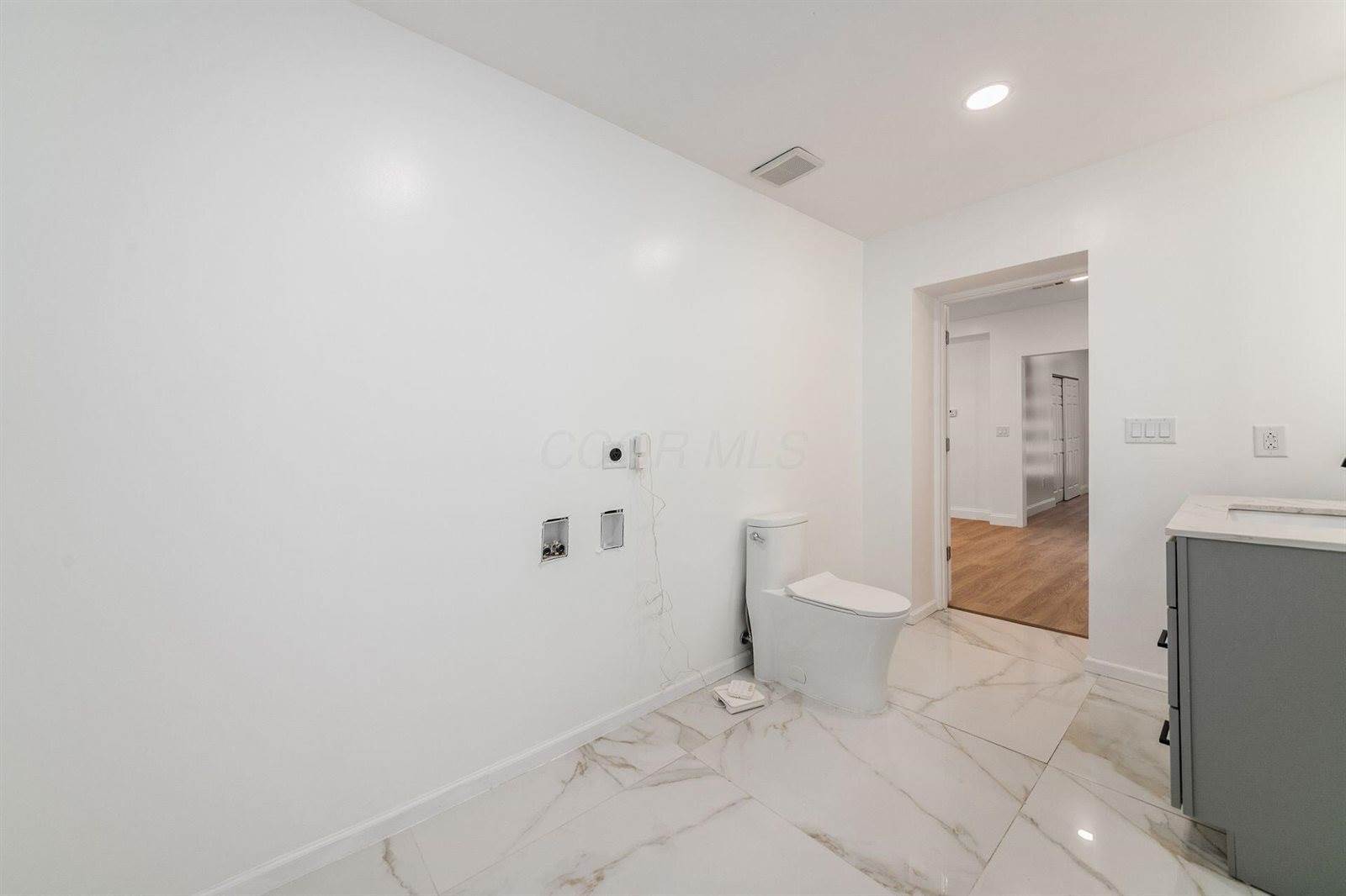 277 Miami Avenue, Columbus, OH 43203