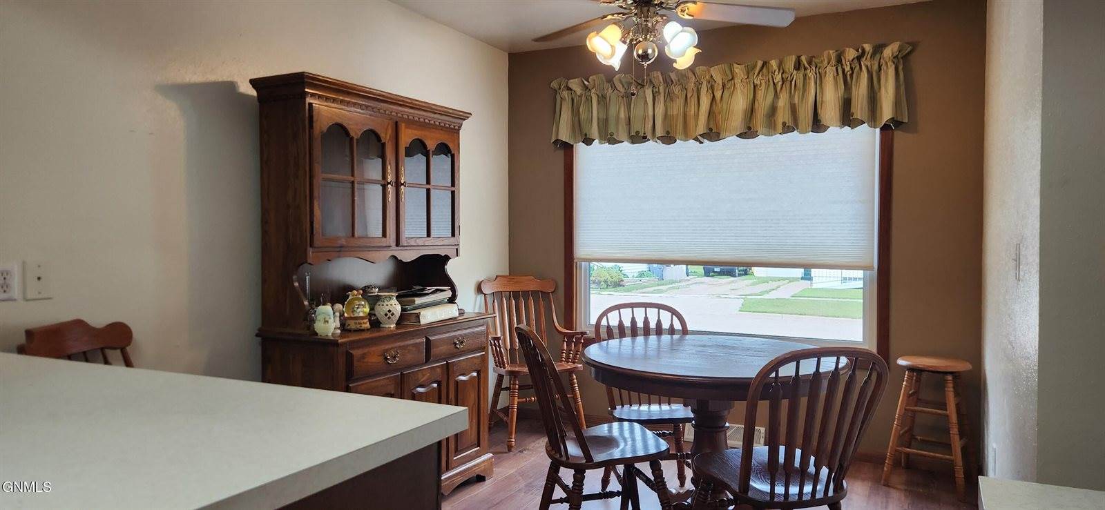 207 Roosevelt Avenue, Underwood, ND 58576