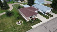 207 Roosevelt Avenue, Underwood, ND 58576
