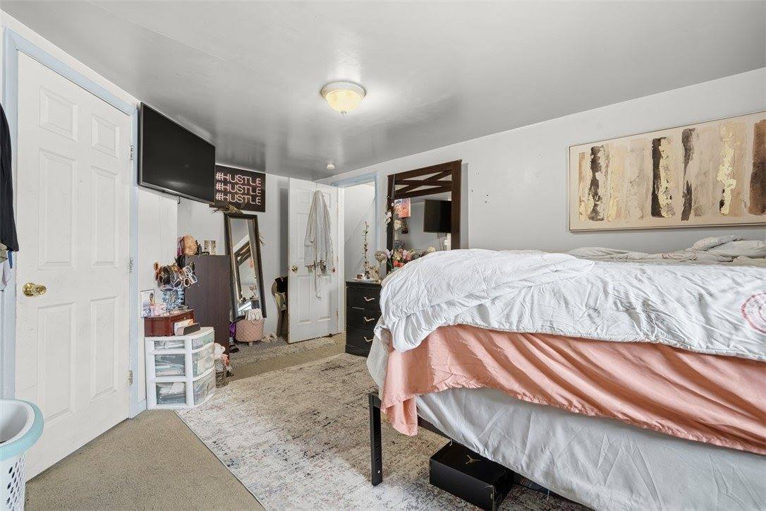 1500 Brinton Rd, Forest Hills Boro, PA 15221