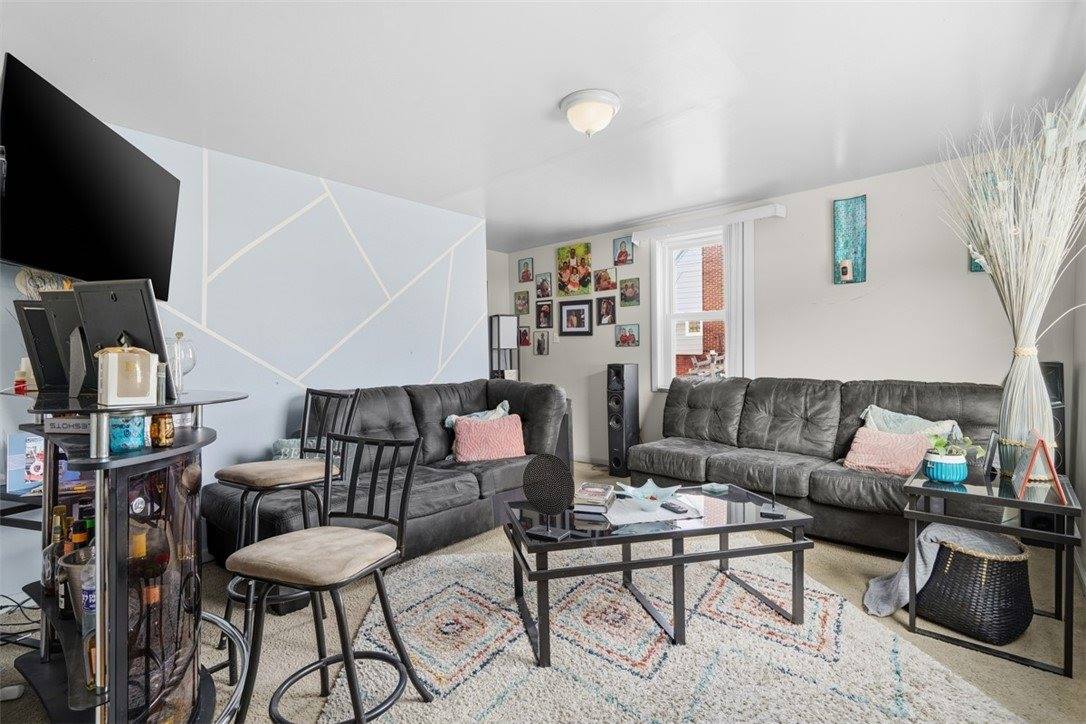 1500 Brinton Rd, Forest Hills Boro, PA 15221