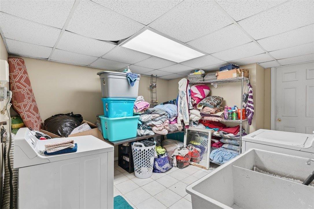 1500 Brinton Rd, Forest Hills Boro, PA 15221