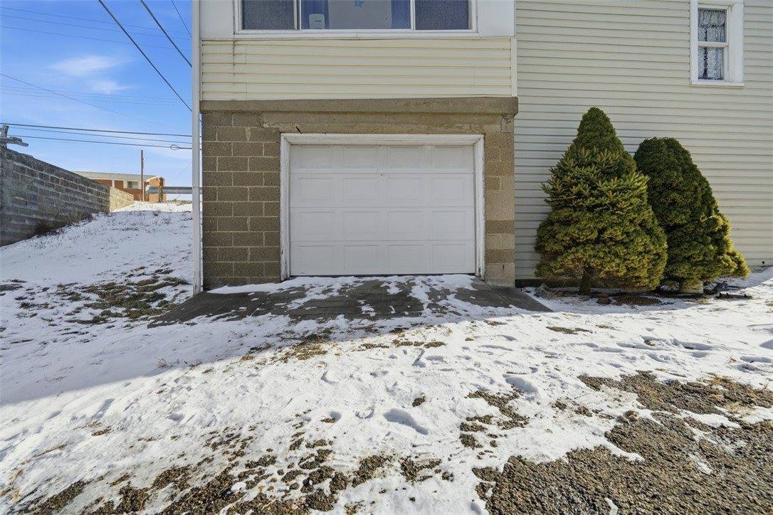 1500 Brinton Rd, Forest Hills Boro, PA 15221