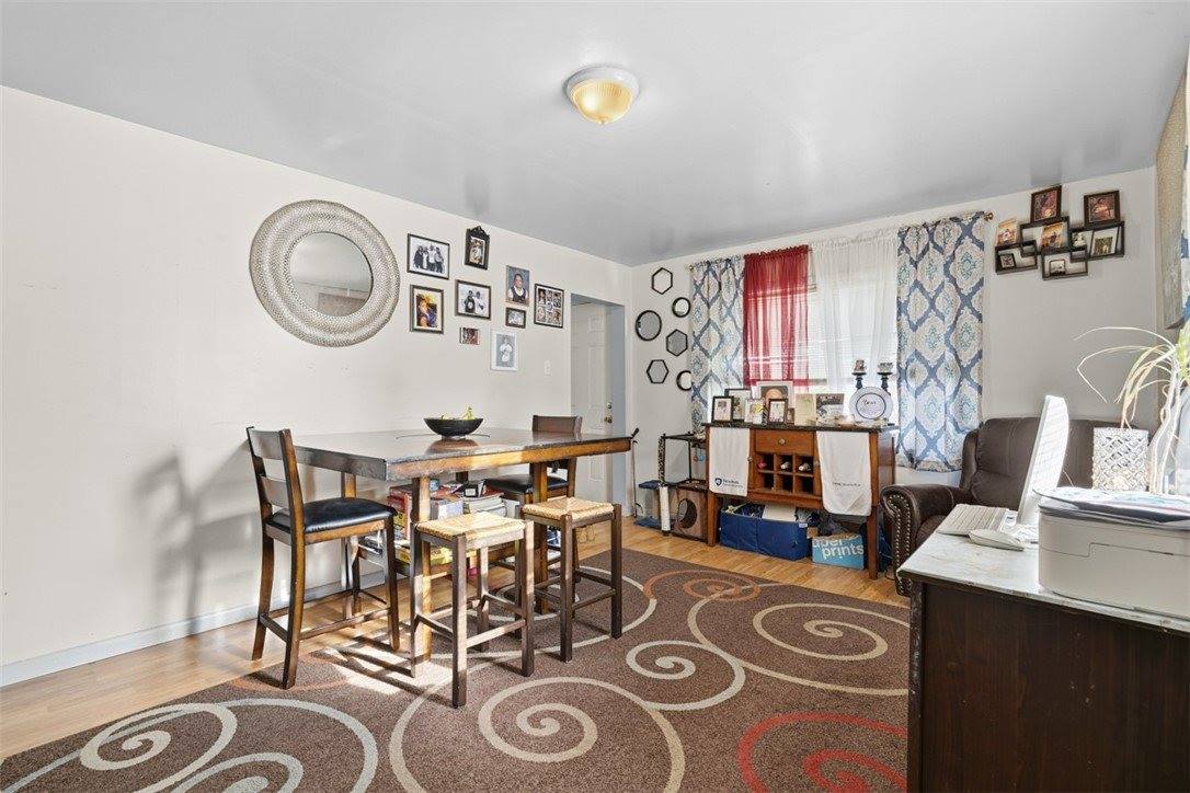 1500 Brinton Rd, Forest Hills Boro, PA 15221